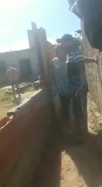 Neighbours disagreement about territory division.