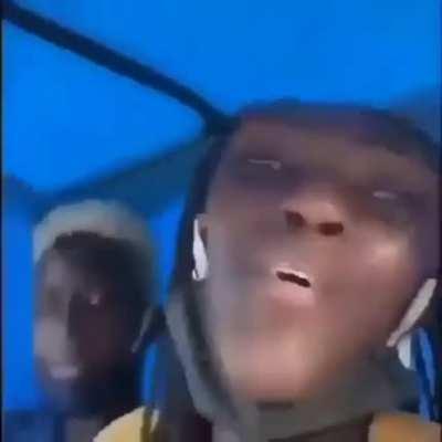 She do be speaking straight fax doe 😳😳😳😳