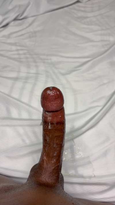 Omg… I literally cummed twice and so horny I’m just covered🥵