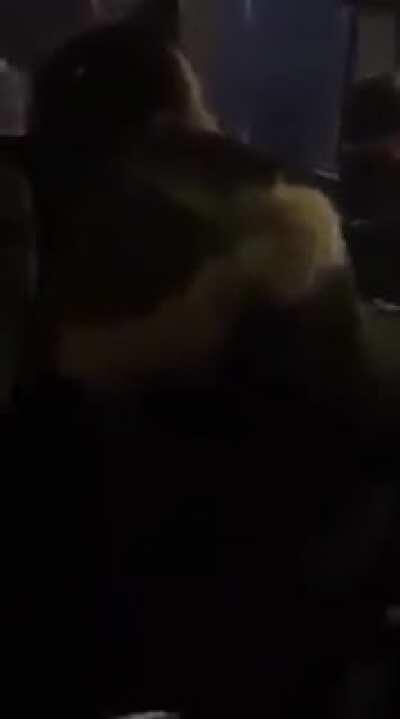 r/WAGTHROman pune la respect doua moderatoare de pe cioromania