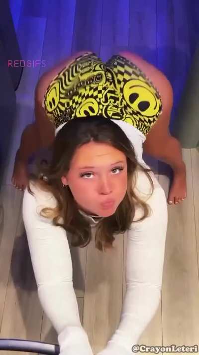 I love being brain dead watching porn for hours