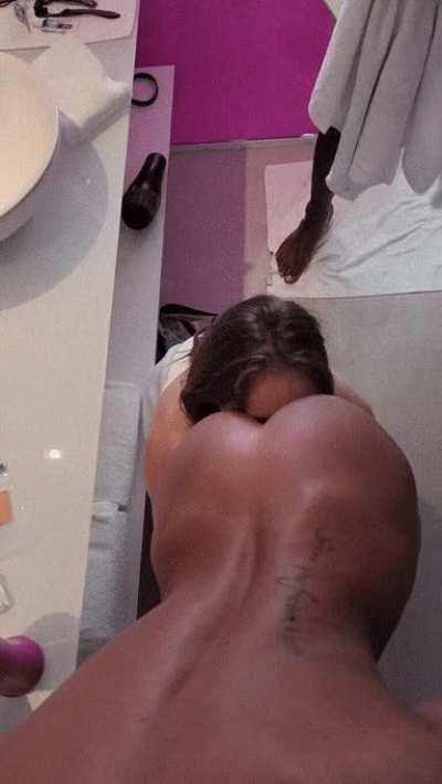 As soon as she started eating my ass I was cuming hard and now I want it again