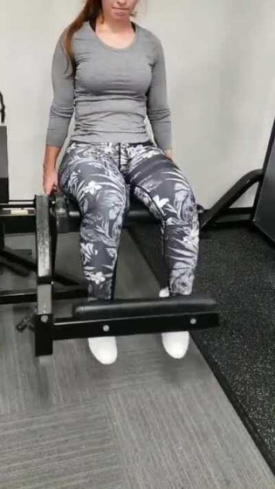 Thick thighs into walk behind into squats