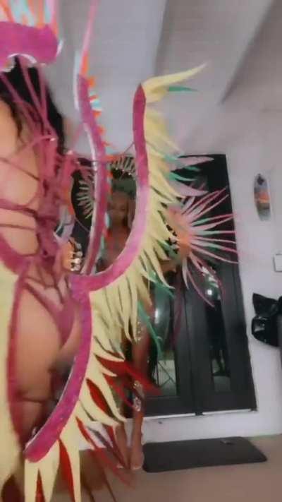 Carla sexy as fu*k in that oufit