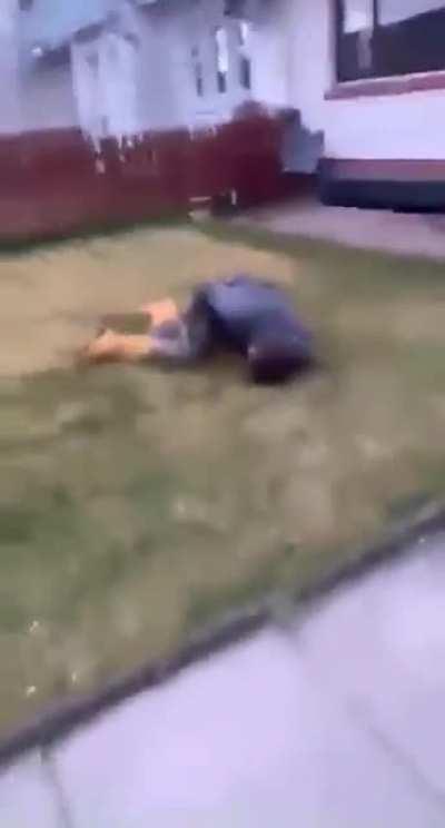 Who needs their knees anyway?