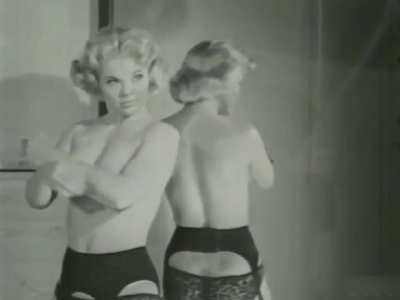 Candy Bar 50s Striptease