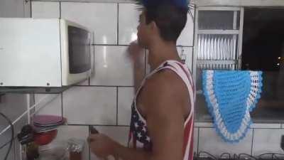 Foi só um soquinho ali no vidro