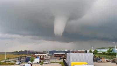 Meanwhile, in Zierikzee