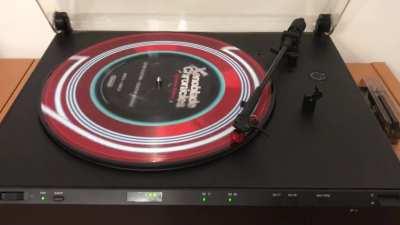 Having grown up in the CD era this feels like magic to me