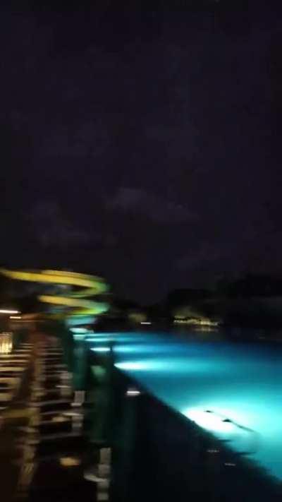 100+ lightning strikes every second in Lake Garda - Northern Italy 