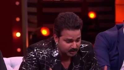 Bhojpuri Pop/Movie Artists. No bakloli like WhorduWood.....