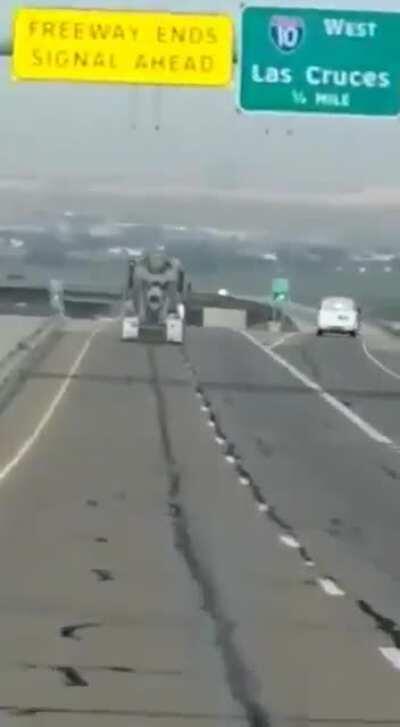 Runaway cement truck -1 dead -Transmountain road, El Paso TX, has a 1,000' drop in 6 miles (not my video)