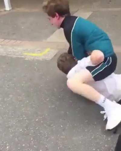 Grappling works in the streets