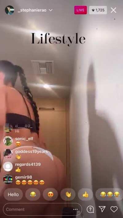 Ig live during a photo shoot. Missed the beginning.