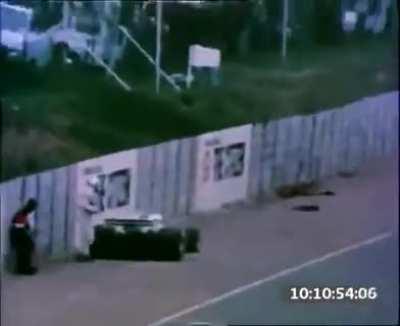 [50/50]A beautiful video of a rare spider spiciest [NSFW]|A man destroyed by a racing formula [NSFW]