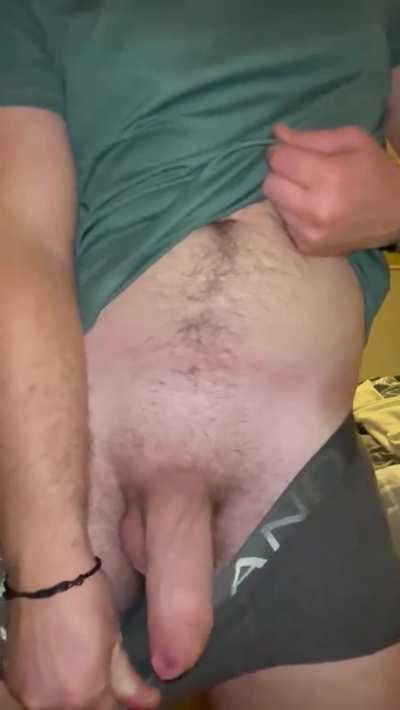 who likes a girthy british cock?