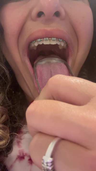 I wish your teeth were my tongue scraper