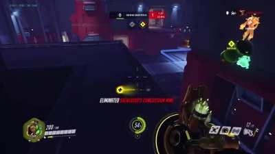 Shooting a mine from under Junkrat's feet