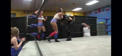 Kaci Lennox getting bullied in the corner