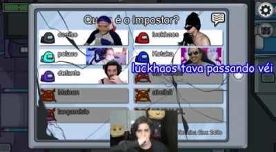 Kotaka está a cuspir fatos