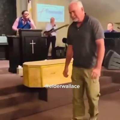 One fine Sunday at church