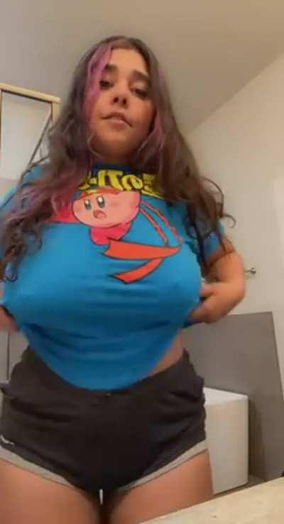 Hey Papi… Can a Venezuelan girl like me be welcome in your home?