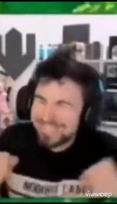 Willy contento 😎🤟🦧🔥