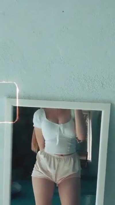 Today is a good day🥵🍒