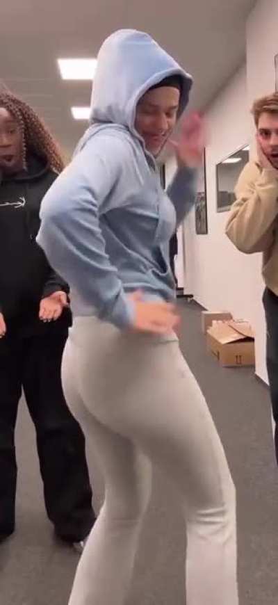Ass 