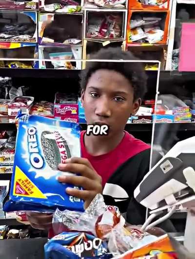 Amazing shop owner helping kids to do good