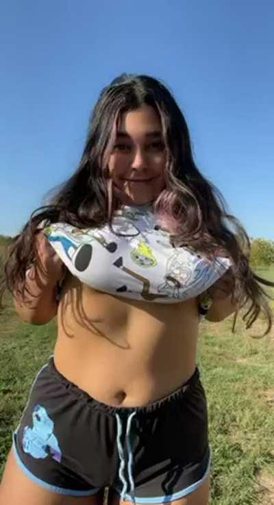 Would you fuck me raw outdoors if I ask nicely?