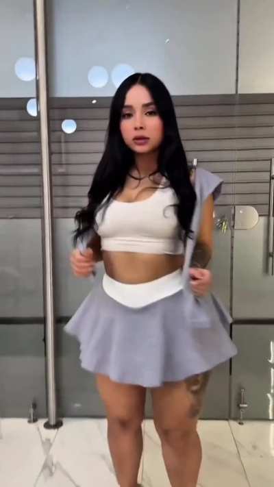 5 RETHICCULOUS assets for you to goon to