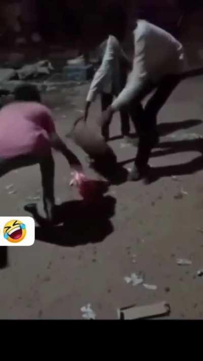 Bro thinks he is in a cartoon 😂😂