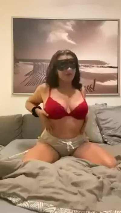 First time showing my boobs, hope at least one person likes it😇