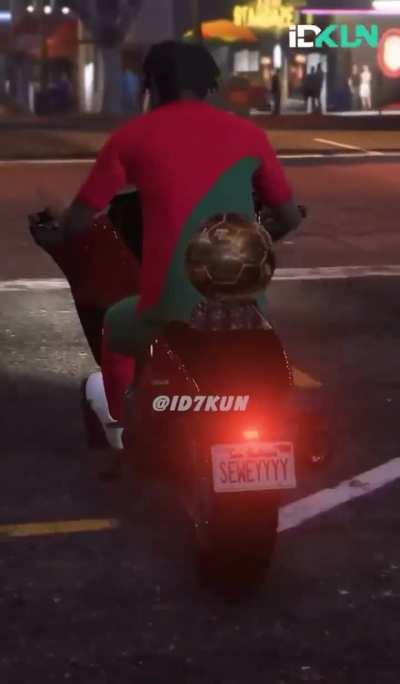 My 🐪 Pendu getting his deserved balloon door hand delivered 😤 SUIII