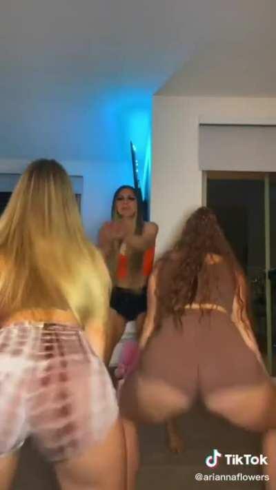 left one is a freak fr