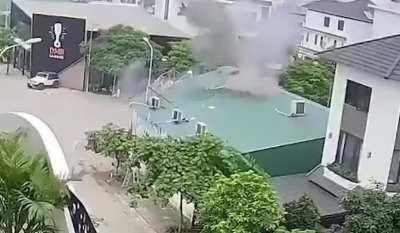 The outdoor unit of the air conditioner exploded