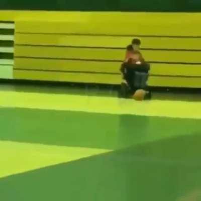 E esse emocionante futebol