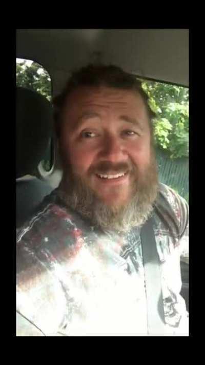 I was inspired by the E-Y-E-S video someone posted yesterday, reminded me of this one.