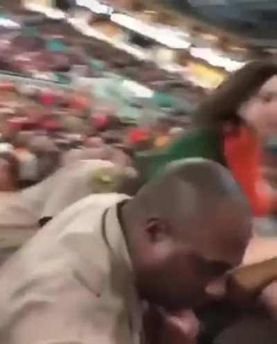 Destruida en segundos