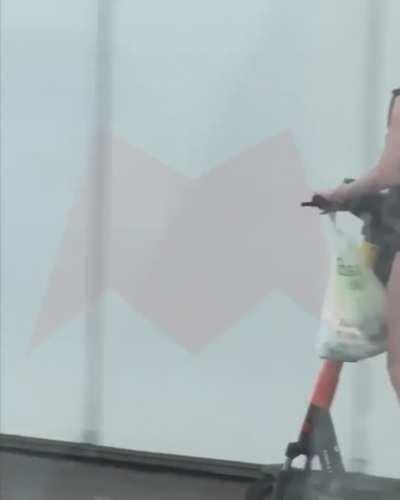 🛴 With the wind. Moscow, June 2023