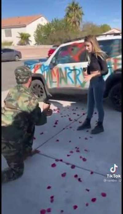 I'm getting second hand embarrassment 😭