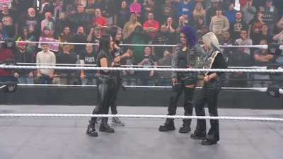 Roxanne & Cora interrupt Bayley & Giulia, then get into a brawl! (NXT - 1/21/25)