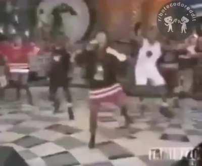 Ahh a TV dos anos 90!