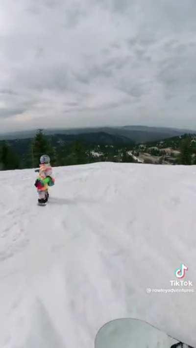 Snowboarding Toddler ❤️