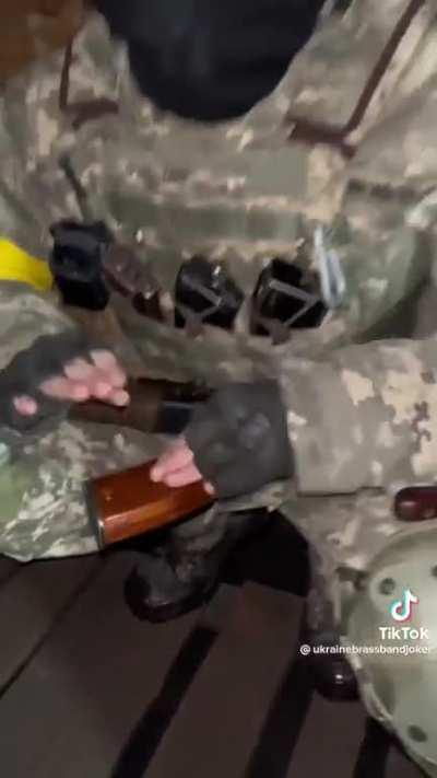 Ukraine’s soldiers making music with weaponry!