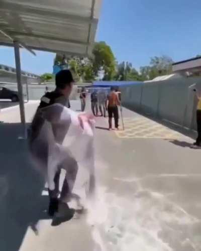 Unconventional technique cops use to catch someone 