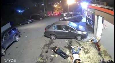 Drive by turns into crazy shoot out [nsfl]