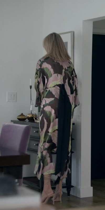 Brenda Strong (62) In 'Unprisoned S01E01 (2023)'