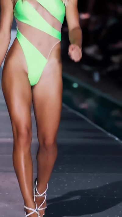 Bella Smith - Vasaro Runway Show